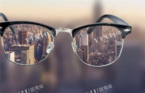 近视眼视力表现图
