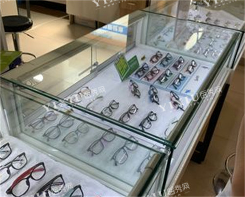 临沂新益民眼科配镜中心环境图