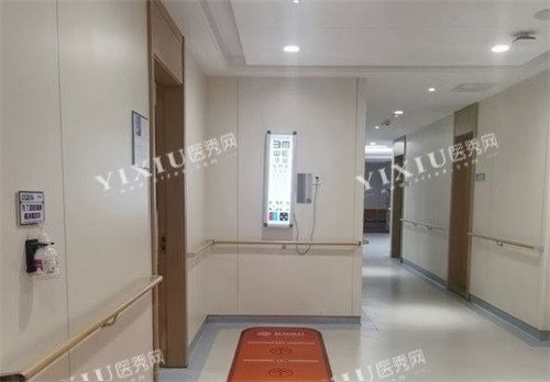 昆明普瑞眼科走廊环境