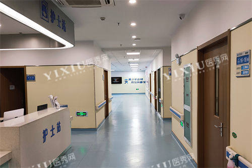 江山康利眼科医院住院部走廊
