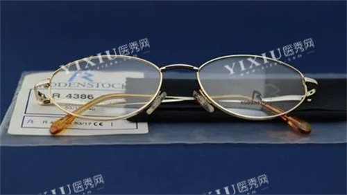 罗敦司得迈控镜片配镜