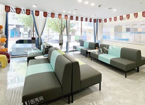 大连华厦眼科外部内部休息等候区环境