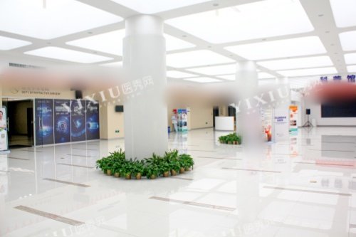 衢州爱尔眼科医院大厅