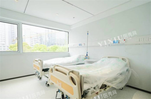 苏州光明眼科医院病床